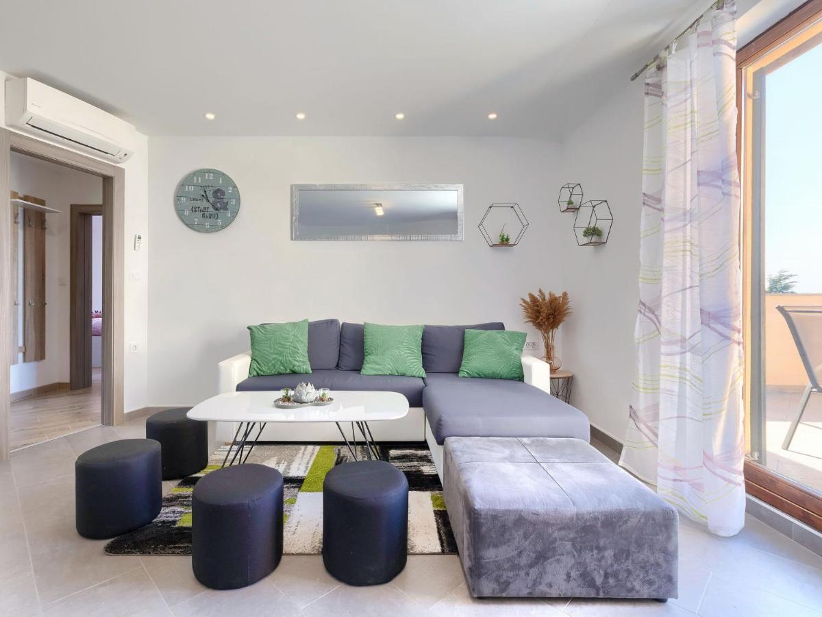 Apartment Joy By Interhome PUY Eksteriør bilde