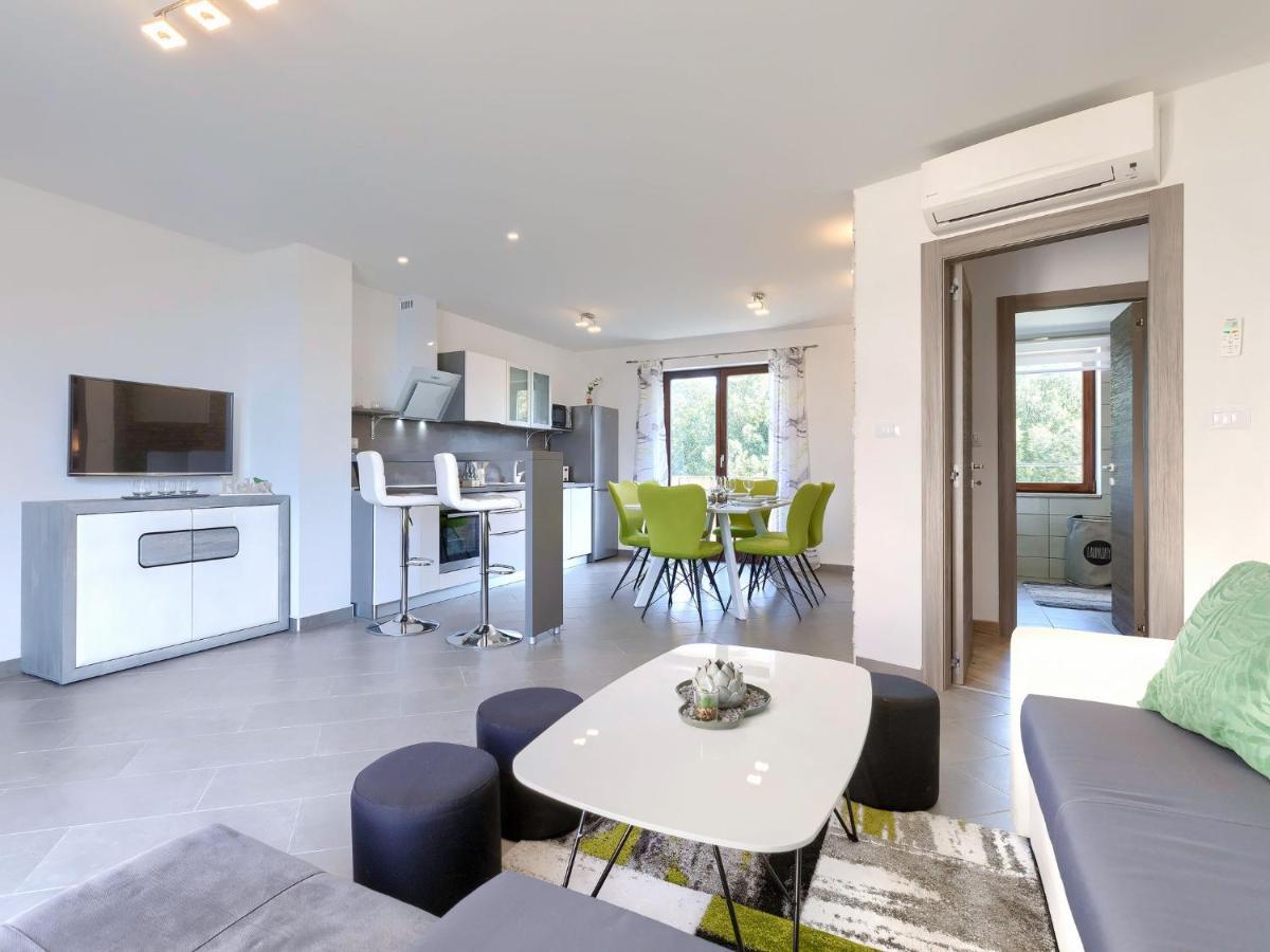 Apartment Joy By Interhome PUY Eksteriør bilde